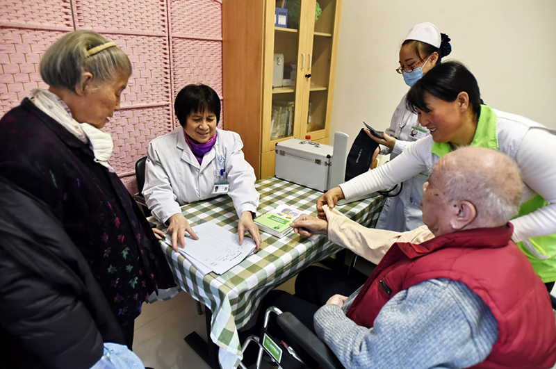健康中国使命下的健康管理咨询 从疾病治疗到健康维护的转型